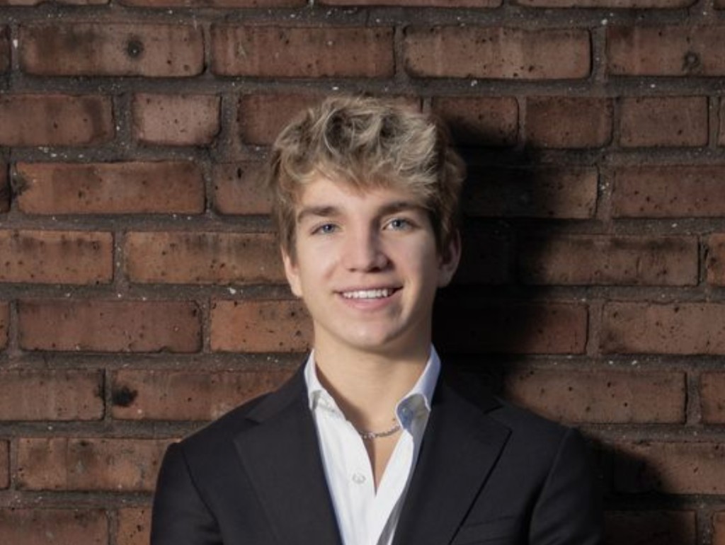 Peyton Olson headshot